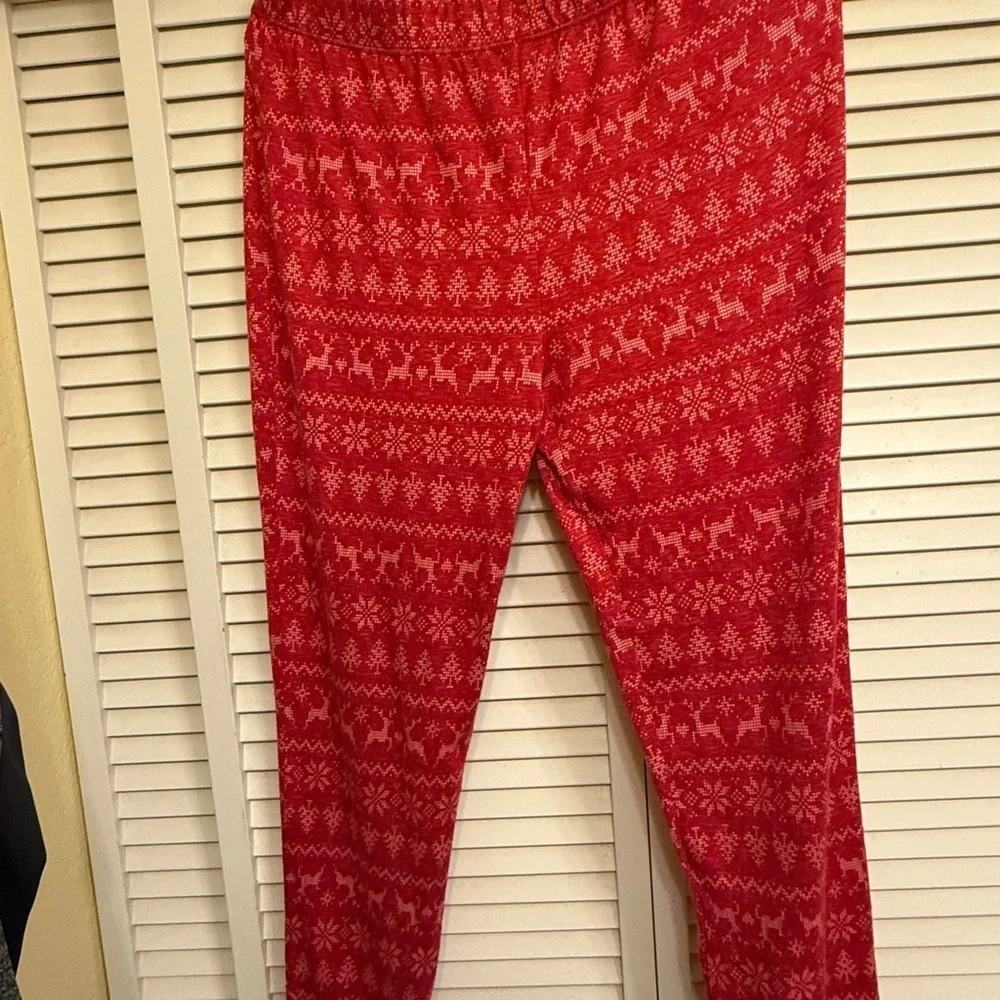 Derek Heart festive red
